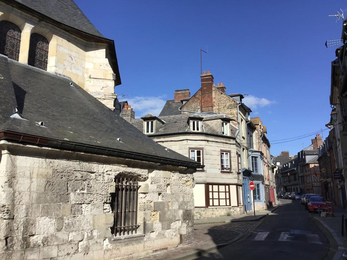 Appartement Medicis Avec Garage Honfleur Exterior foto